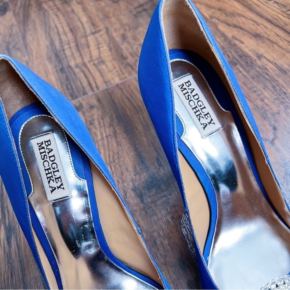 Badgley Mischka • Goodie Peep Toe Pumps satin jeweled Royal Blue Silk crystal - Picture 5 of 13